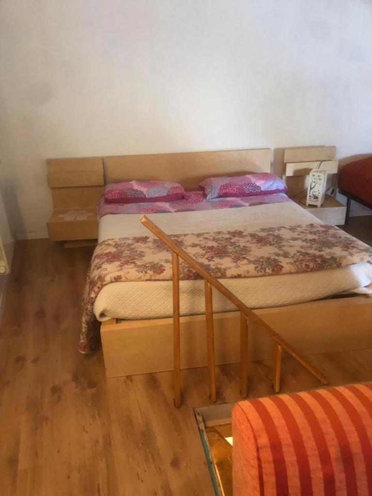 Lovely 1 Room Bedroom Loft, 20 Mins To Bgy Airport Pradalunga Exterior photo
